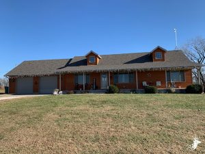 11490 218th Rd, Holton, KS 66436 photo