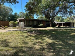 Rustic Ranch Home in Prospect Hills photo