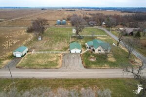 Updated 3 Bedroom Home w/Outbuildings photo