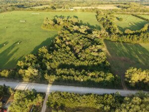 Hoyt 15 Acre M/L Build Site photo